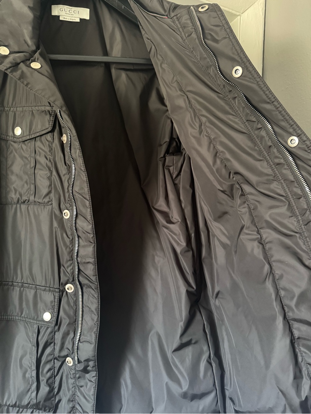 Gucci Black Quilted Men's Puffer Coat with Snap and Zip